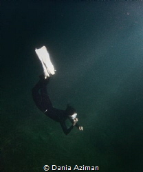 A simple freedive training during our surface interval, s... by Dania Aziman 